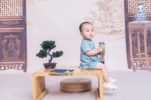 祁东宝宝几个月笑出声